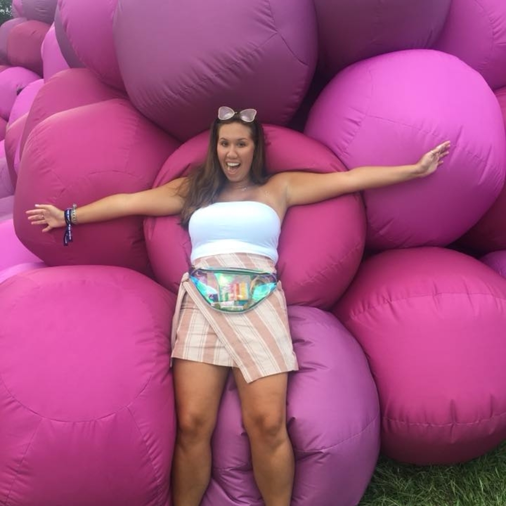 Meet your Posher, Abbey